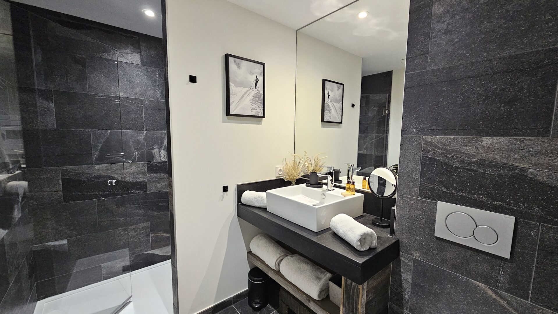 Location Appartement prestigieux B03 T2 cabine résidence Cassiopée Font-Romeu les Chalets Secrets Collection